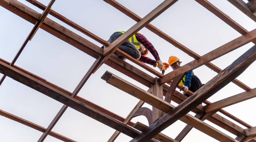 Expert new roof installation services in Oak Park, CA